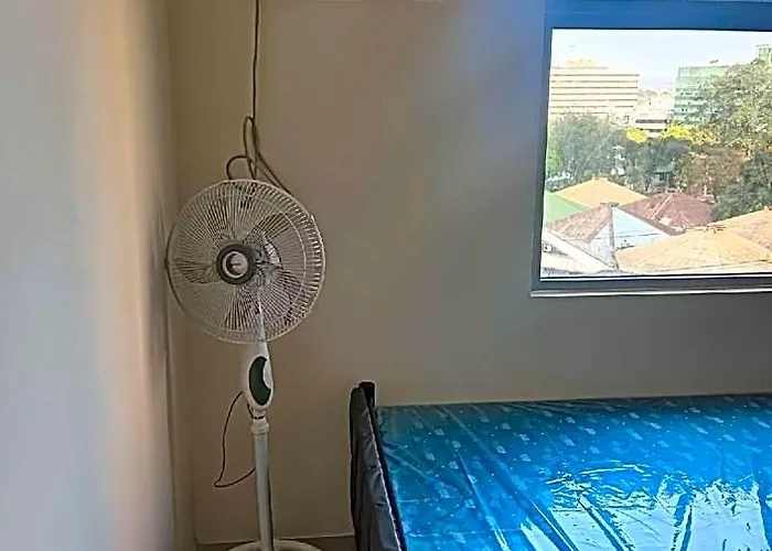 In Deca Cubao By Ashti 5*